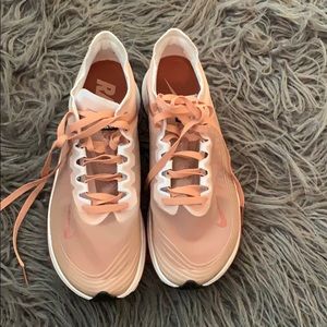Womens NIKE ZOOM FLY SP